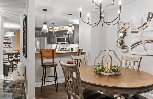 Table Rock Condo | Beautiful, Updated Golf Condo near Shows and Attractions