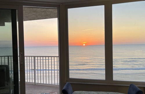 Daytona Beach Shores Condo | Beautiful condo directly on the beach, heated pool, pickleball, basketball, more