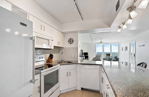 Indian Harbour Beach Condo | Beautiful Oceanfront Condo