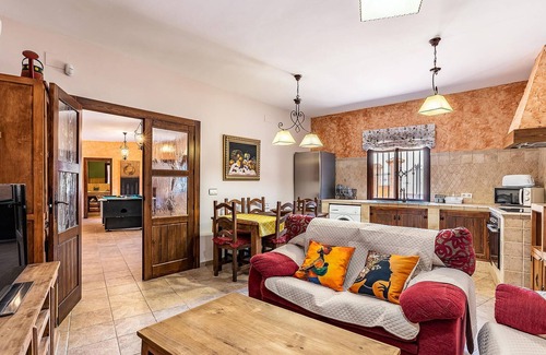 Guadix House | Beautiful vacation home for the whole family in Guadix in the plateau of Granada province.