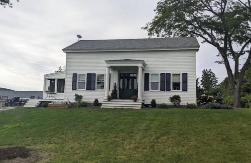Caroline House | Beautiful Valley View 10 min from Cornell