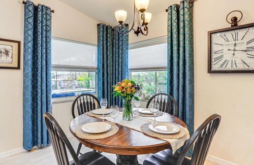 South Venice House | Beautiful Venice Getaway, 4 Mi to Manasota Beach!