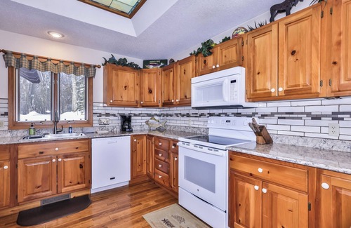 Woodruff House | Beautiful Verna Lake