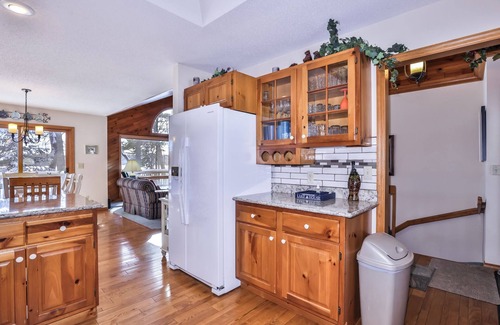 Woodruff House | Beautiful Verna Lake