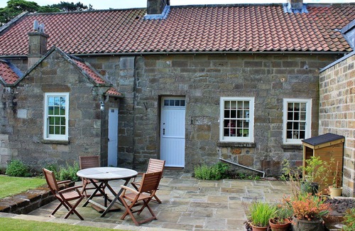 Carlton-in-Cleveland House | Beautiful villa for 4 guests with WIFI, TV and terrace