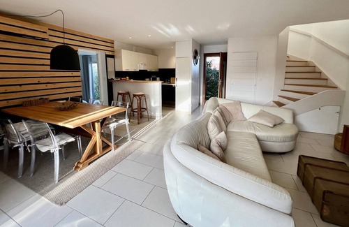 Monticello Villa | Beautiful villa 10 min walk from Ile Rousse