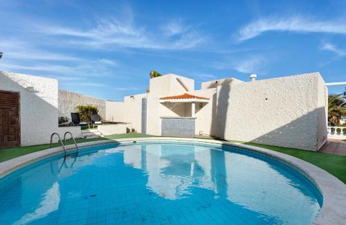 Poris de Abona Ski Chalet | Beautiful Villa Duque Poris