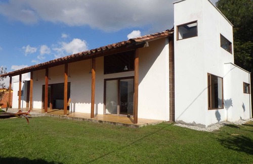 Guatape Villa | Beautiful Villa El Oasis, incredible views, comfortable and spacious, excellent location