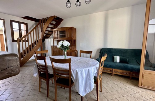 Tharon-Plage House | Beautiful villa for 6 people with WIFI, TV, pets allowed and parking