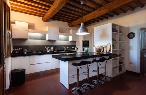 Siena Villa | Beautiful villa for 10 guests with pool, WIFI, TV and pets allowed