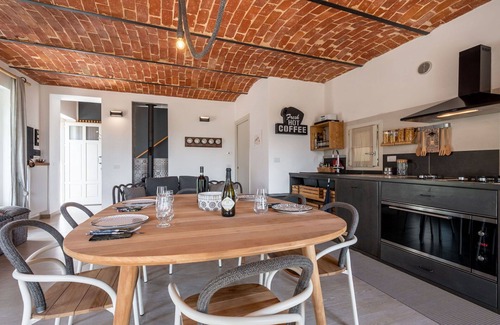 Portacomaro House | Beautiful villa for 4 guests with private pool, WIFI, TV and terrace