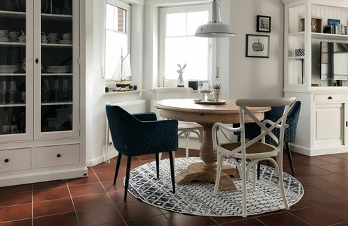Norddeich House | Beautiful villa for 4 people with WIFI, TV, terrace and parking