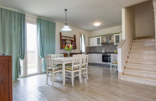 Cascine-La Croce House | Beautiful villa for 6 people with WIFI, A/C, TV, patio and pets allowed