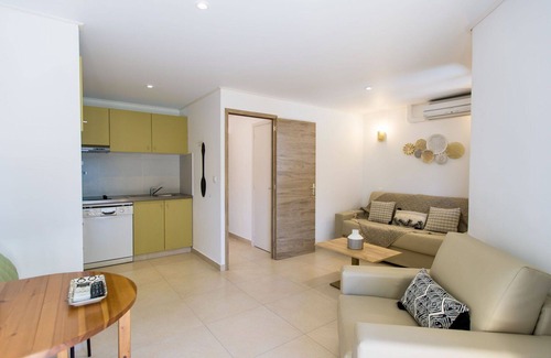 Conca House | Beautiful villa for 6 people with pool, A/C, WIFI, TV, terrace and parking