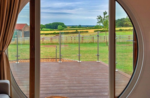 Low Catton House | Beautiful villa for 5 guests with WIFI and terrace