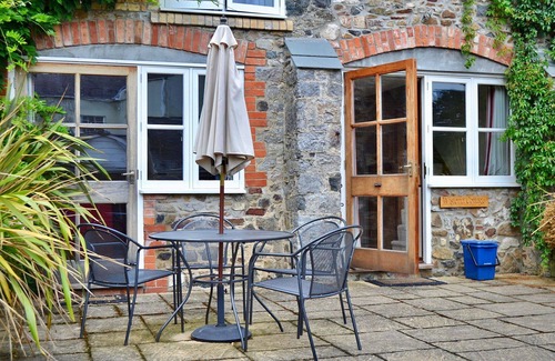 Liverton House | Beautiful villa for 4 people with WIFI, terrace, pets allowed and parking