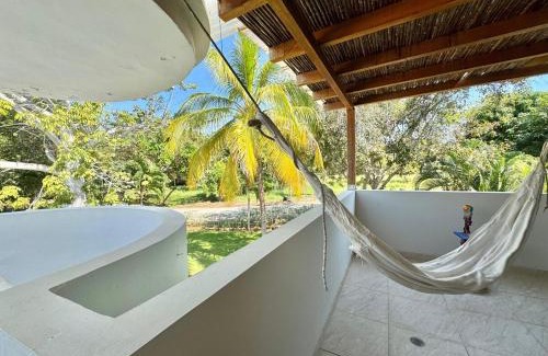 Bocachica House | Beautiful villa in a condominium facing the Caribbean sea