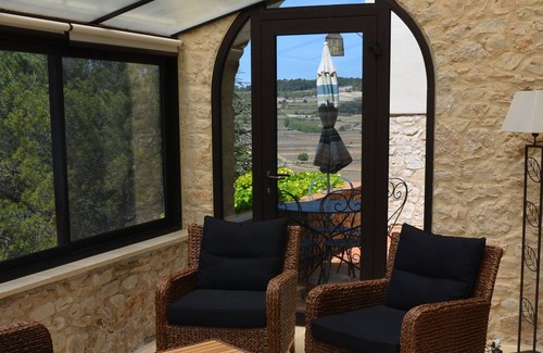 Methamis House | Beautiful villa in an idyllic small village