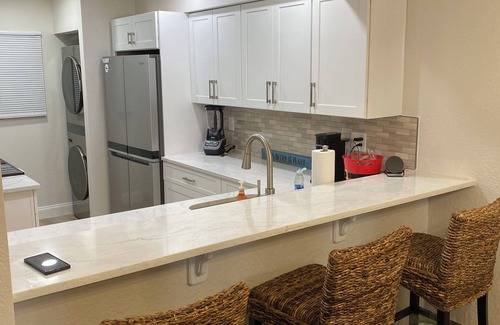 New Smyrna Beach Condo | Beautiful Waterfront Condo.Watch the boats and dolphins!