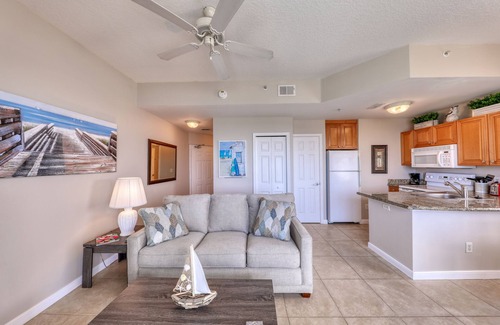 St. Petersburg - Clearwater Condo | Beautiful Waterfront Condo! Amazing view! Mins to Beach! Great location!