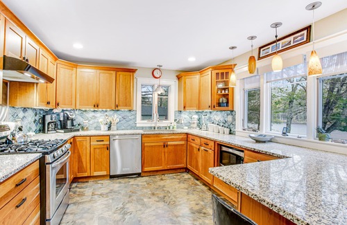 Chestertown House | Beautiful waterfront home with hot tub & firepit - right on the river's edge