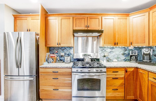 Chestertown House | Beautiful waterfront home with hot tub & firepit - right on the river's edge
