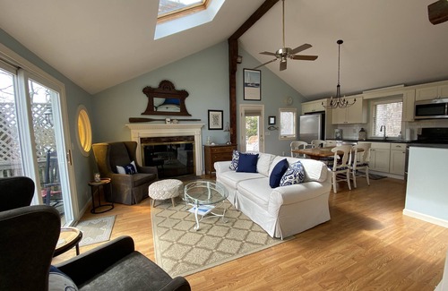 South Dennis House | Beautiful Waterfront-Relaxin' on the River!