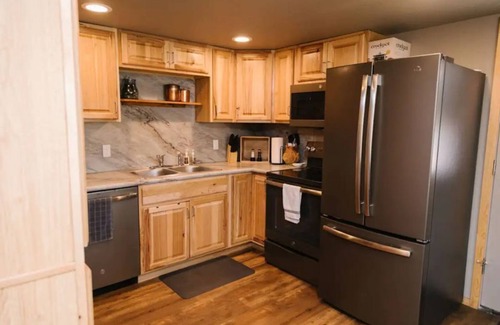 Woodland Park Ski Chalet | Beautiful Winter Getaway Among Aspen and Wildlife