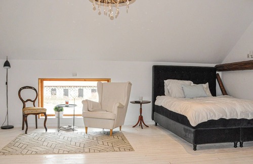 Svarta Apartment | Beautiful wooden house located on a large plot and close to some activity opportunities.