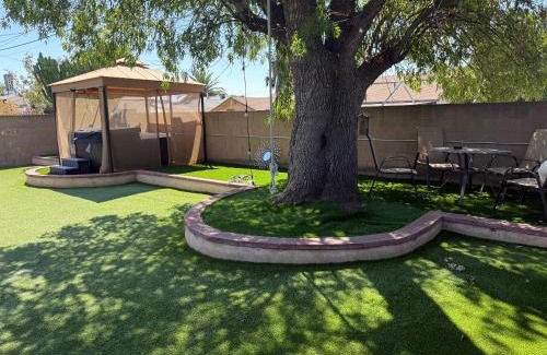 Sun Valley House | Beautifull 4 Bedroom House 15 Minutes From Universal Studios