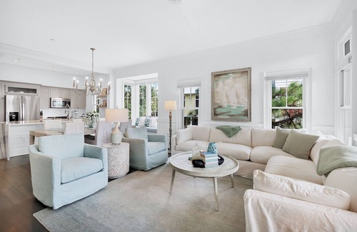 Watercolor Condo | Beautifully Decorated 2 Bedroom Condo. Just a 1 Minute Walk to the Beach!