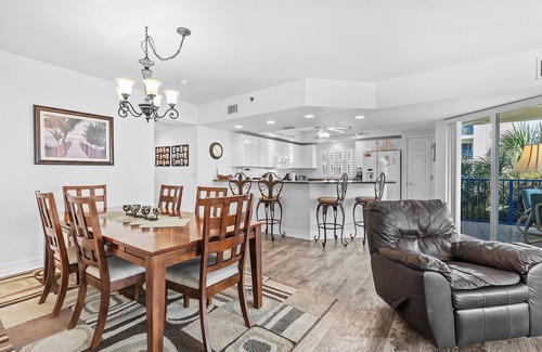 New Smyrna Beach Condo | Beautifully Decorated Corner Unit with Lots of Upgrades
