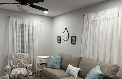 Millington House | Beautifully decorated Duplex in Millington No Cleaning Fees
