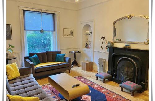 Leith Apartment | Beautifully Decorated 2Bed Apt- Gem in City Center