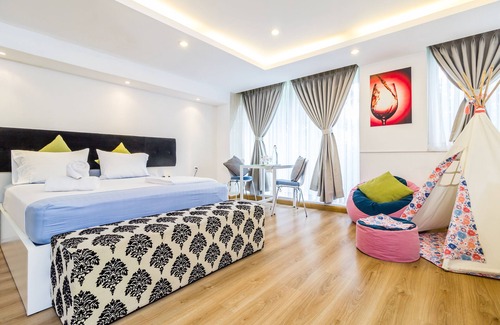 District 1 Hotel | BEAUTIFULLY DESIGNED STUDIO DISTRICT 1 NTM1