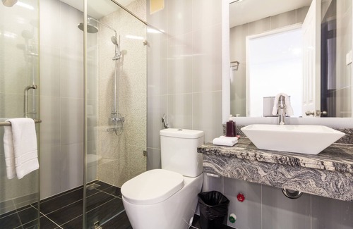 District 1 Hotel | BEAUTIFULLY DESIGNED STUDIO DISTRICT 1 NTM1