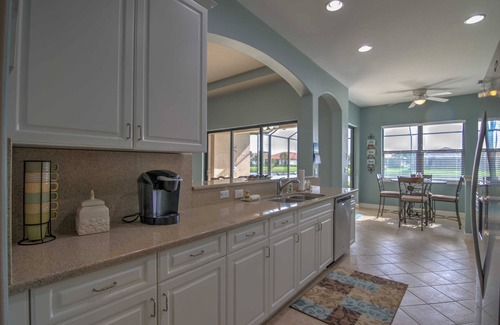 Gateway House | Beautifully Furnished Single Family Pool Home with Lake View in Gateway