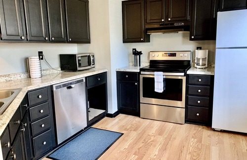 Pineville House | Beautifully furnished home next to lake & park - safe and convenient location