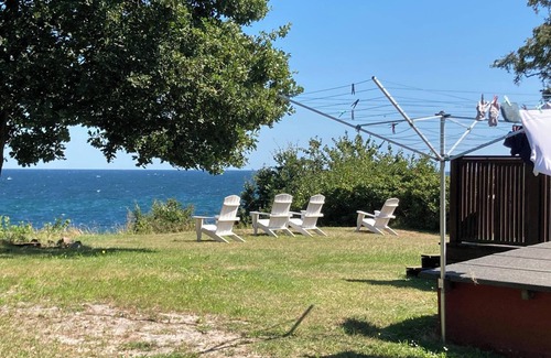 Sandkaas House | Beautifully located holiday home with a sea view.
