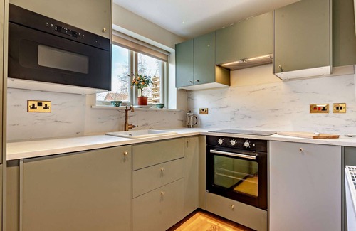 Ampney Crucis Cottage | Beautifully presented dog friendly - Bea's Cottage