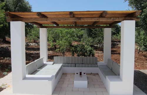 Ceglie Messapica Villa | Beautifully renovated Trulli with stunning swimming pool (12M x 6M)