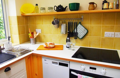 Ludwel House | Beautifully refurbished Victorian workers cottage in Ludlow's town centre.