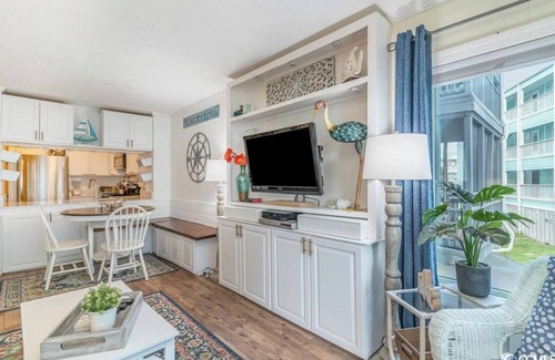 Garden City Condo | Beautifully relaxing condo on the ocean. Feet from the beach! Sea Oaks 108