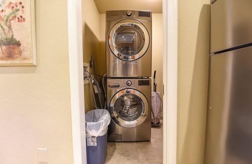 Peak 9 House | Beautifully remodeled 2 bedroom ski in/out townhome at the Cedars