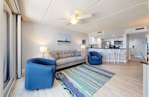 Ponce Inlet Condo | Beautifully remodeled waterfront condo w/a shared pool & beach view