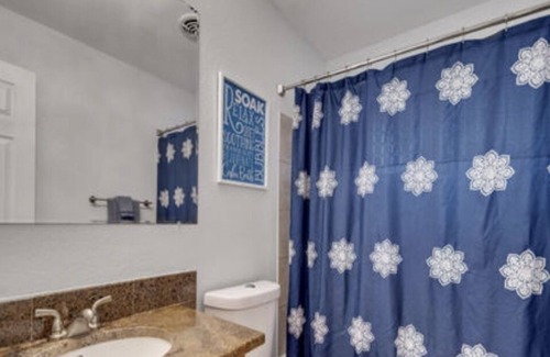 Northglenn House | Beautifully Remodeled 4-bed 2-bath Northglenn Home!