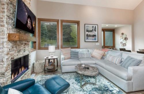 North Park City House | Beautifully Remodeled 3BR near Golf and Ski Resort