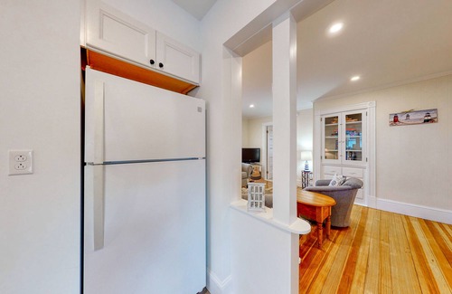 Boothbay Harbor House | Beautifully renovated home w/prime location - walk to the footbridge & downtown