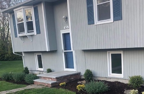 Bonnet Shores House | Beautifully renovated property in Narragansett