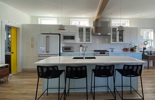 Asbury Park House | Beautifully renovated 4-bedroom house in Asbury Park - 3 blocks to beach!